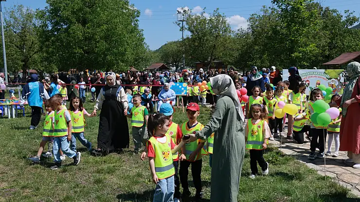 Minikler Karaçay'da buluştu