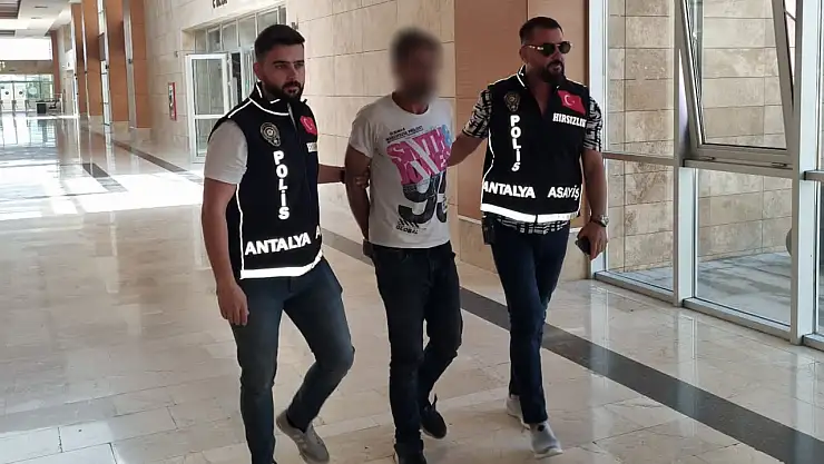 Operatör kıyafeti ile baz istasyonlarına girip bakır kabloları çalan şüpheli yakalandı