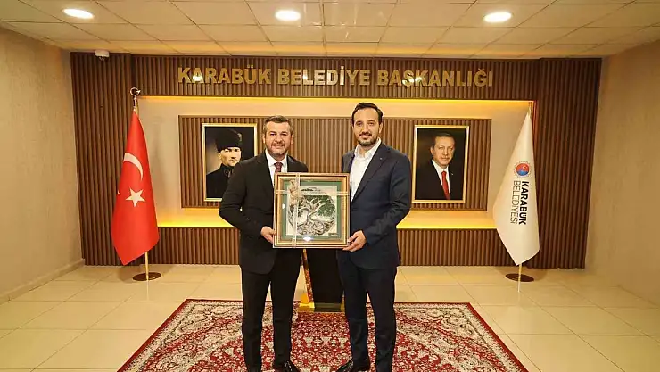 Özdemir'den Çetinkaya'ya belediyecilik odaklı ziyaret