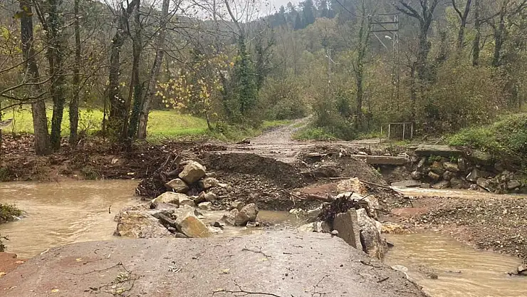 Özel İdarenin fırtına ve yağış nöbeti devam ediyor