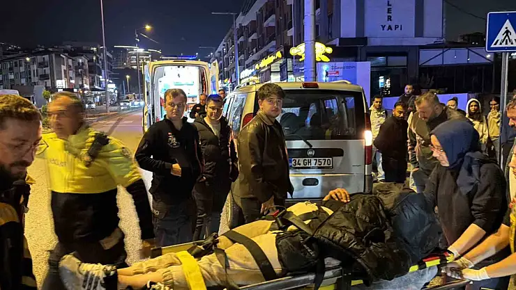 Park halinde ki araca saplandı: 1 yaralı
