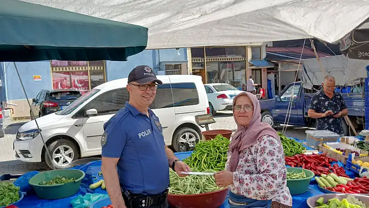 Pazar Yerinde Suç Önleme Bilgilendirmesi