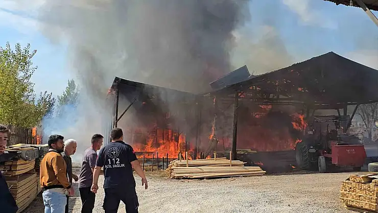 Safranbolu'da kereste fabrikasında yangın