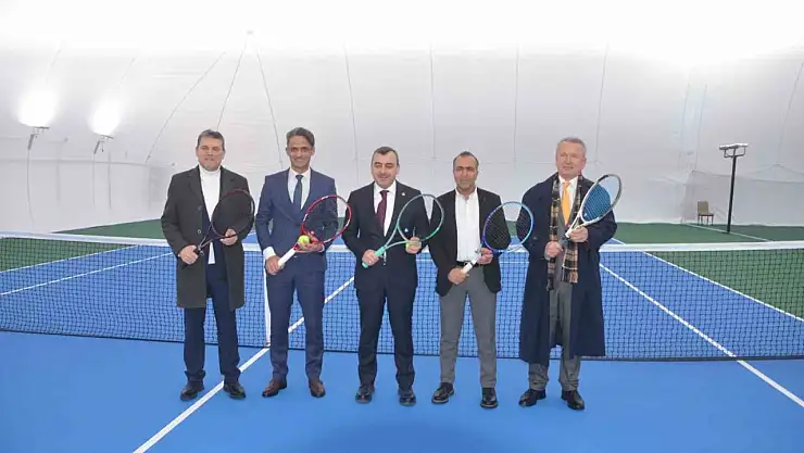 Tenis kortları Çaycuma'da hizmete girdi