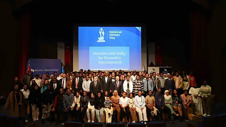 Türkiye'de eğitim gören Ruandalı öğrenciler Düzce Üniversitesi'nde buluştu