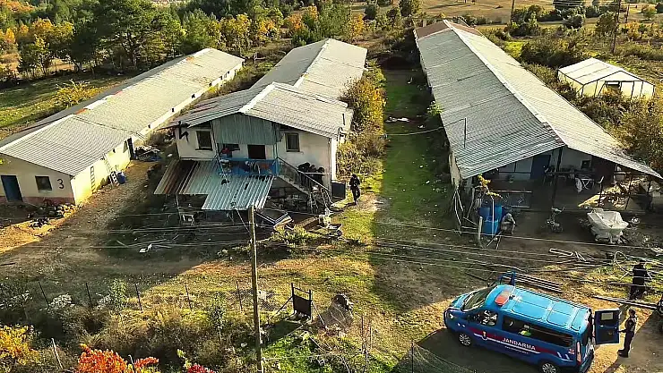 Üç yıldır aranan 29 yıl hapis hükümlüsü firari hayvan çiftliğinde yakalandı