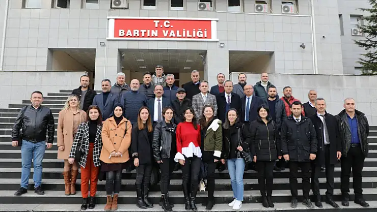 Vali Güner '10 Ocak Çalışan Gazeteciler Gününü' kutladı