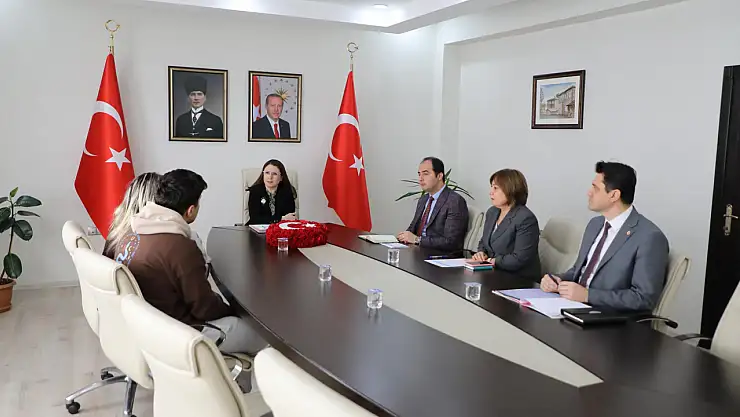 Vatandaşların taleplerini tek tek dinledi
