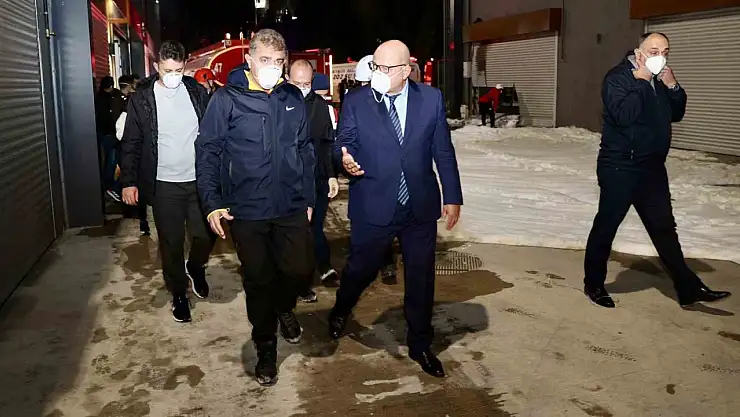 Yangın bölgesinde inceleme