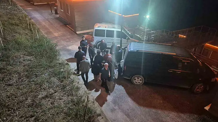 Yangın sonrası 28 kişi Karabük Belediyesi misafirhanesine yerleştirildi
