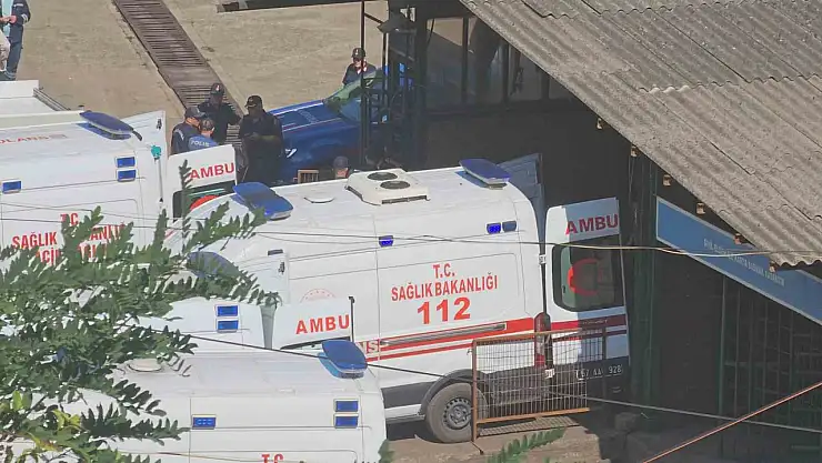 5 madenciden 4'ü kurtarıldı