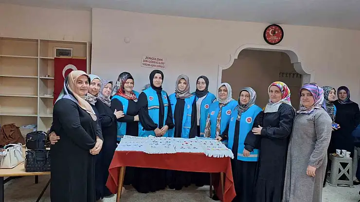 Zonguldak'ta TDV Kadın Kollarının projeleri çocukların yüreklerini ısıttı