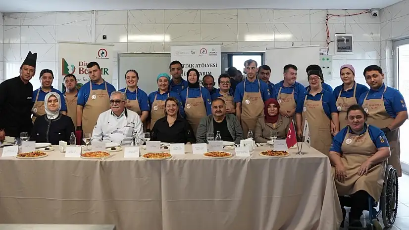 Akademide kusursuz rekabet