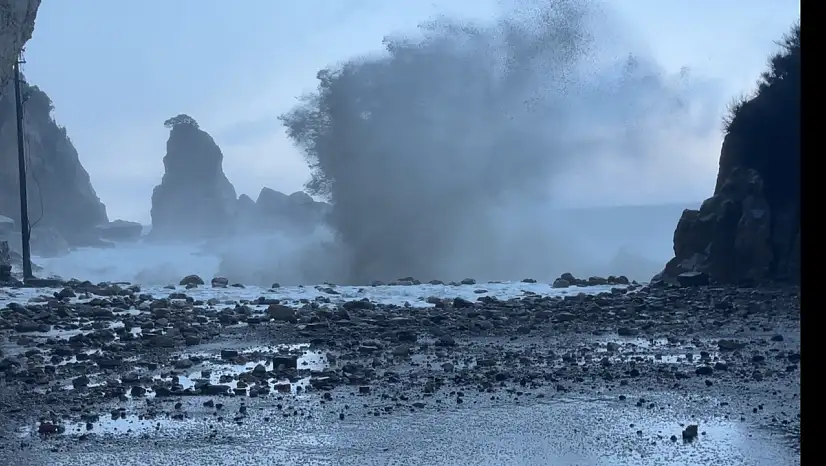 Amasra'da dalgalar coştu