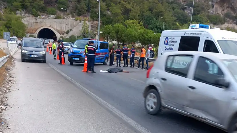 Antalya'da motosiklet kazası: 1 ölü