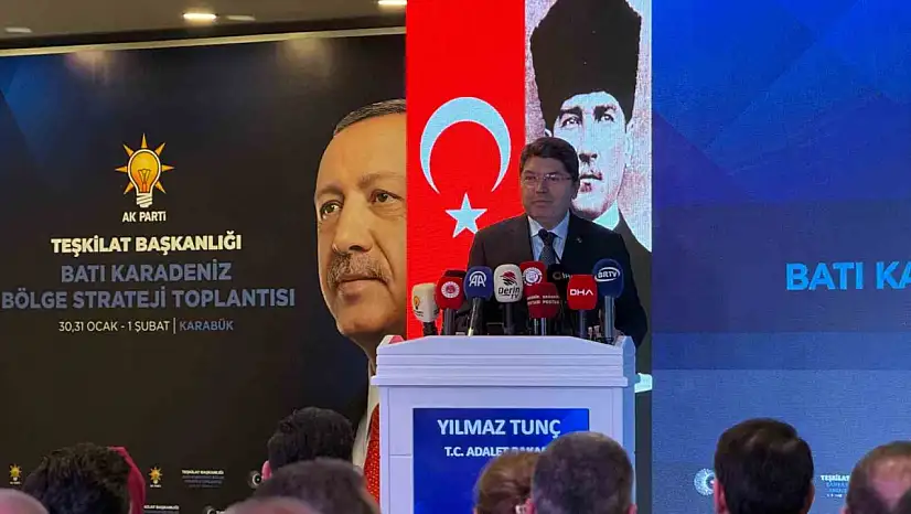 Bakan Tunç'tan Özel'e