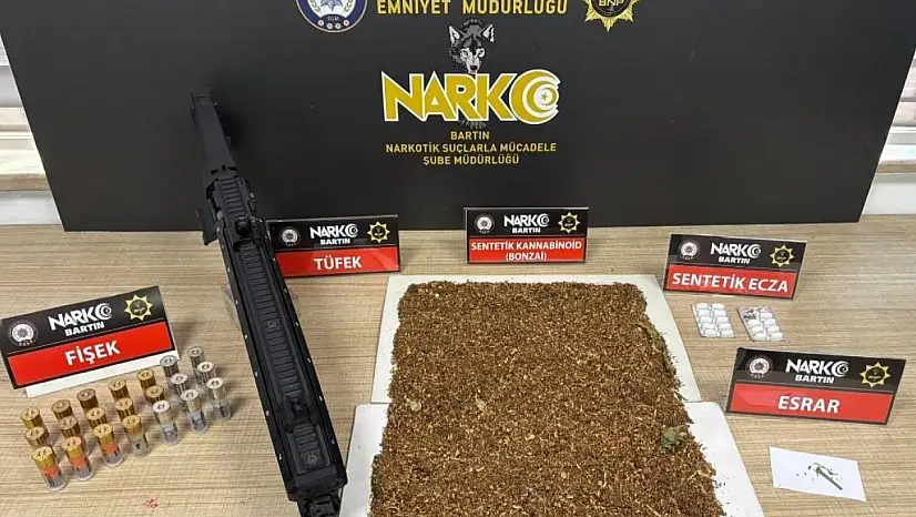 Bartın'da 10 bin adet dolu makaron ele geçirildi