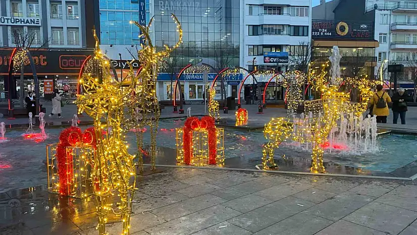 Bolu'nun en işlek meydanı ışıl ışıl oldu