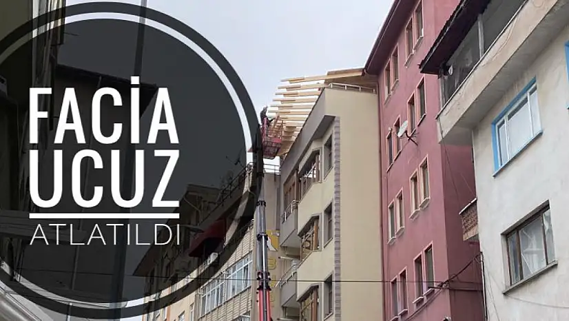 Çatı keresteleri yola savruldu