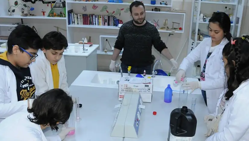 Ders ve ek ders saatlerine ilişkin düzenleme Resmî Gazete'de