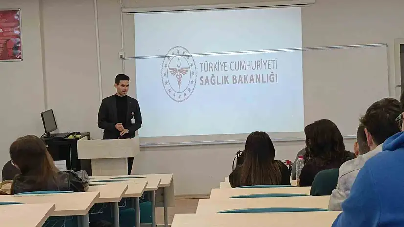 Düzce'de bebek, çocuk ve genç akademisi eğitim yapıldı