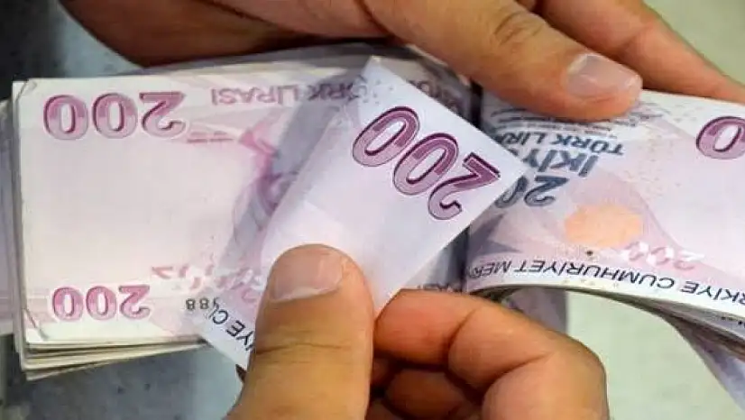 Emekli aylıkları ve bayram ikramiyesi ödeme tarihleri belli oldu