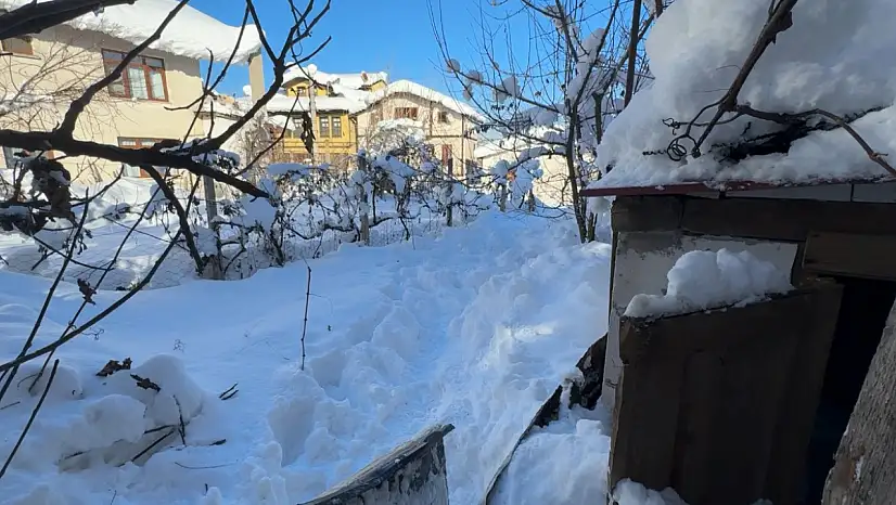 Karabük'te 80 yaşındaki kadın donmuş halde ölü bulundu