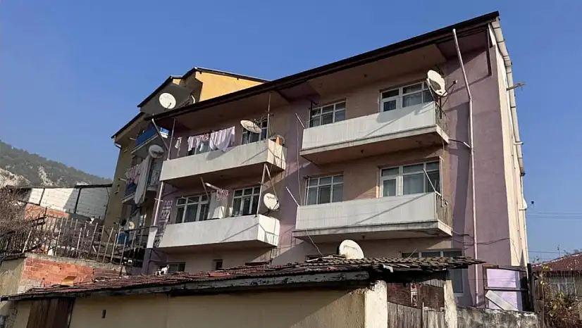 Karabük'te bir kişi evinin önünde ölü bulundu