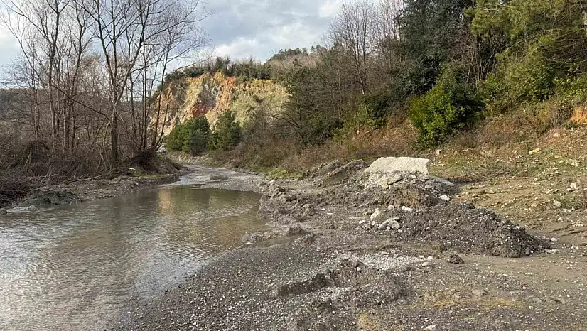 Kıyıcak Mahallesi Kavaklı Sokak'ta çamur isyanı