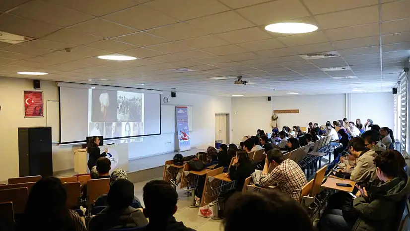 Liderliğin günümüzdeki rolü öğrencilere anlatıldı