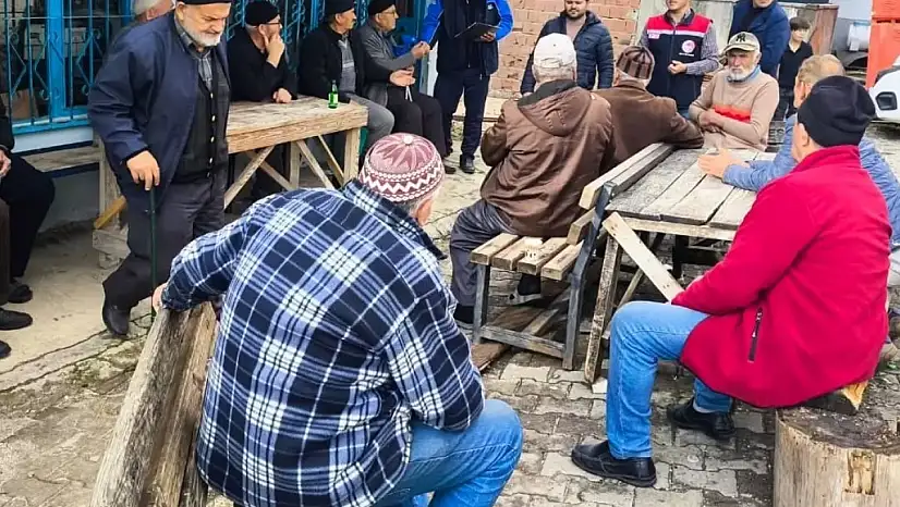 Yığılca'da ziraat mühendisleri sahada