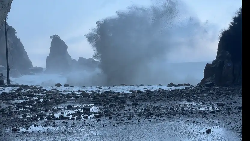 Amasra'da dalgalar coştu