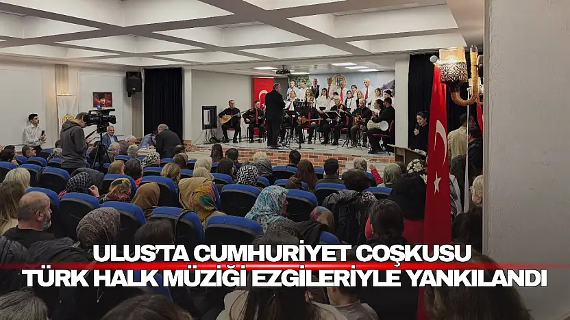 Cumhuriyet Coşkusu Türk Halk Müziği Ezgileriyle Yankılandı