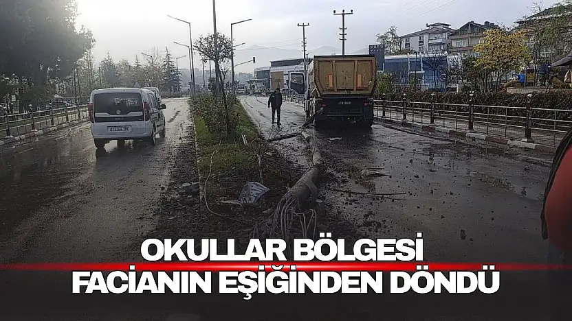 Kozcağız'da Kaza! Facianın Eşiğinden Döndü...