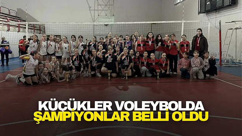 Küçükler Voleybolda Şampiyonlar Belli Oldu