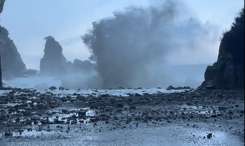 Amasra'da dalgalar coştu