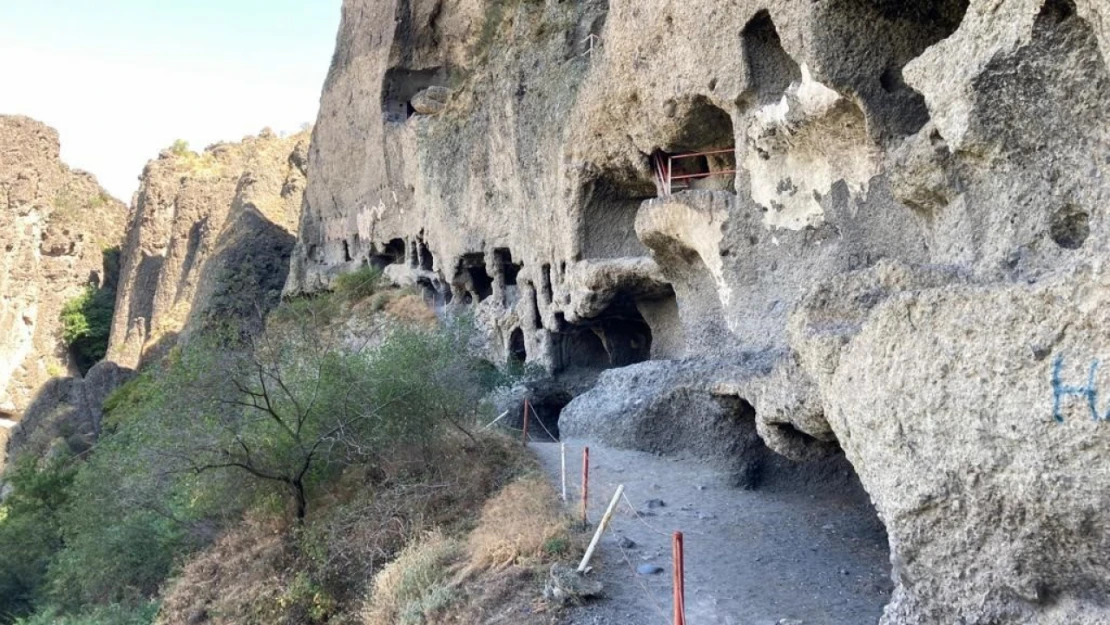 Frigler döneminden kalma İnönü Mağaraları turistlerin yeni adresi