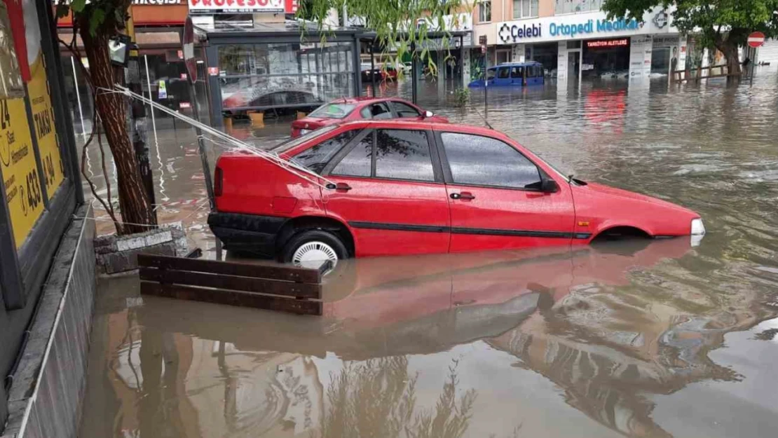 Başkent'te tekne bağlar gibi araba bağladılar