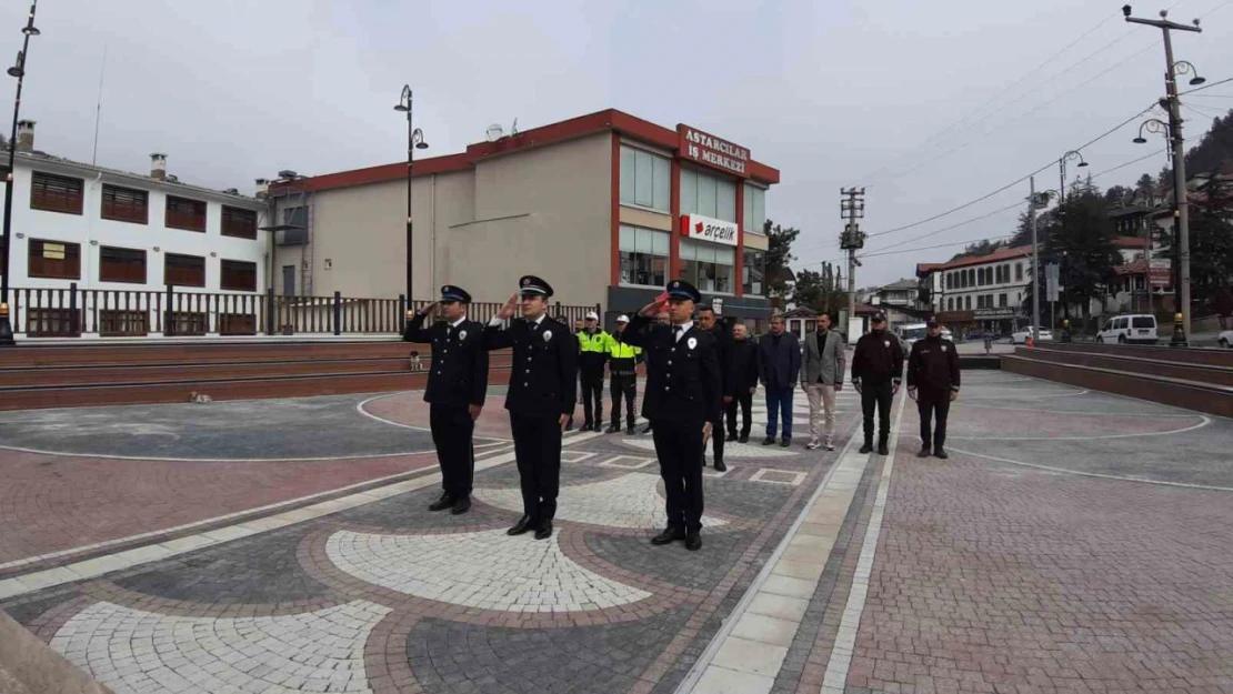 Bolu'da Türk Polis Teşkilatı'nın 179. kuruluş yıl dönümü için çelenk sunma töreni düzenlendi