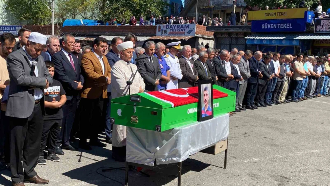 Göçükte hayatını kaybeden madenci son yolculuğuna uğurlandı