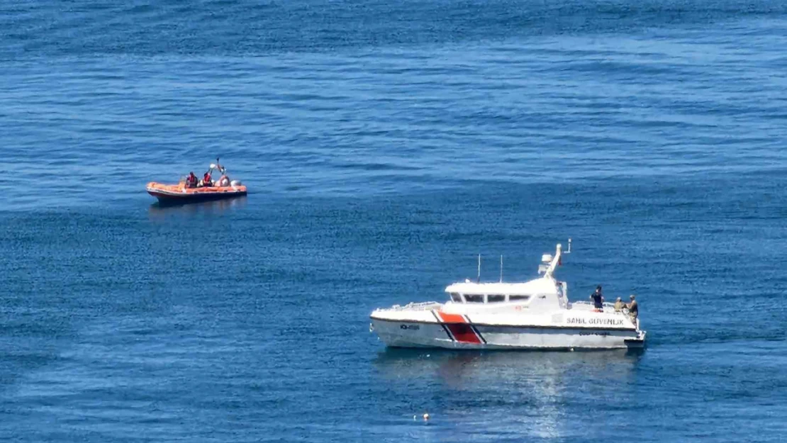 Karadeniz Ereğli'de denizde bulunan mayın kontrollü şekilde imha edildi