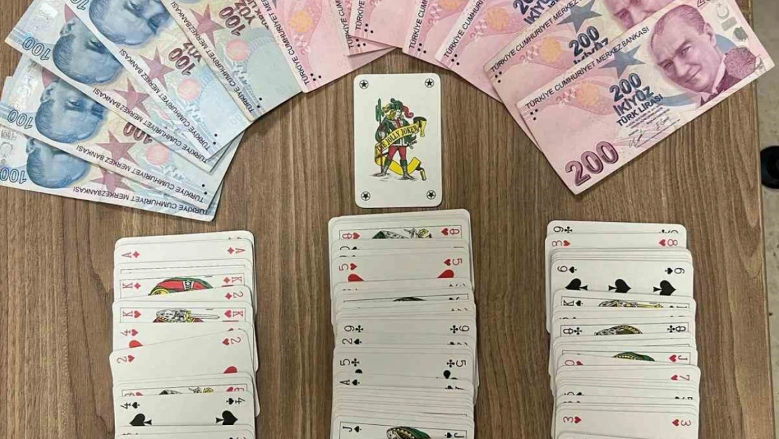 Kumar baskını 8 şahsa işlem yapıldı