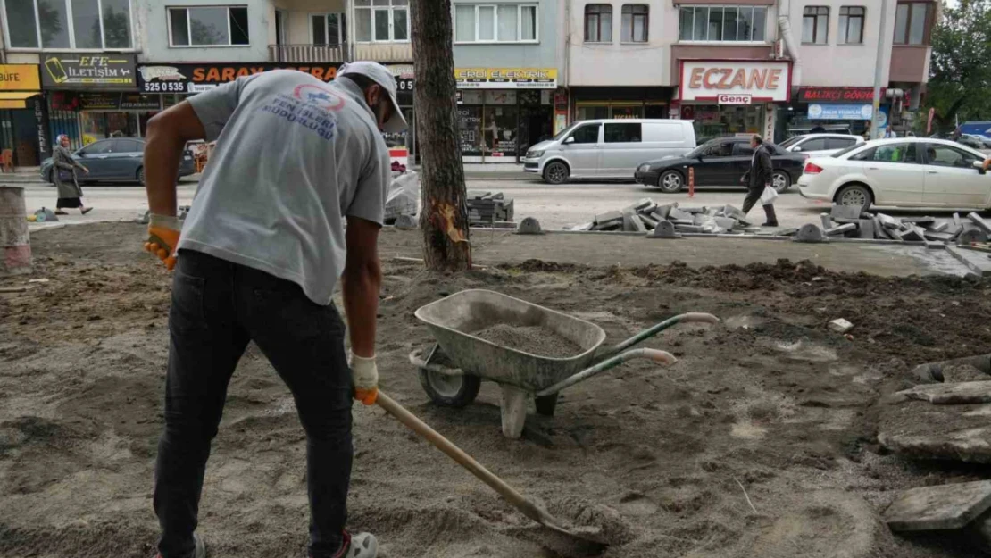 Küçüksu parkında yenileme sürüyor