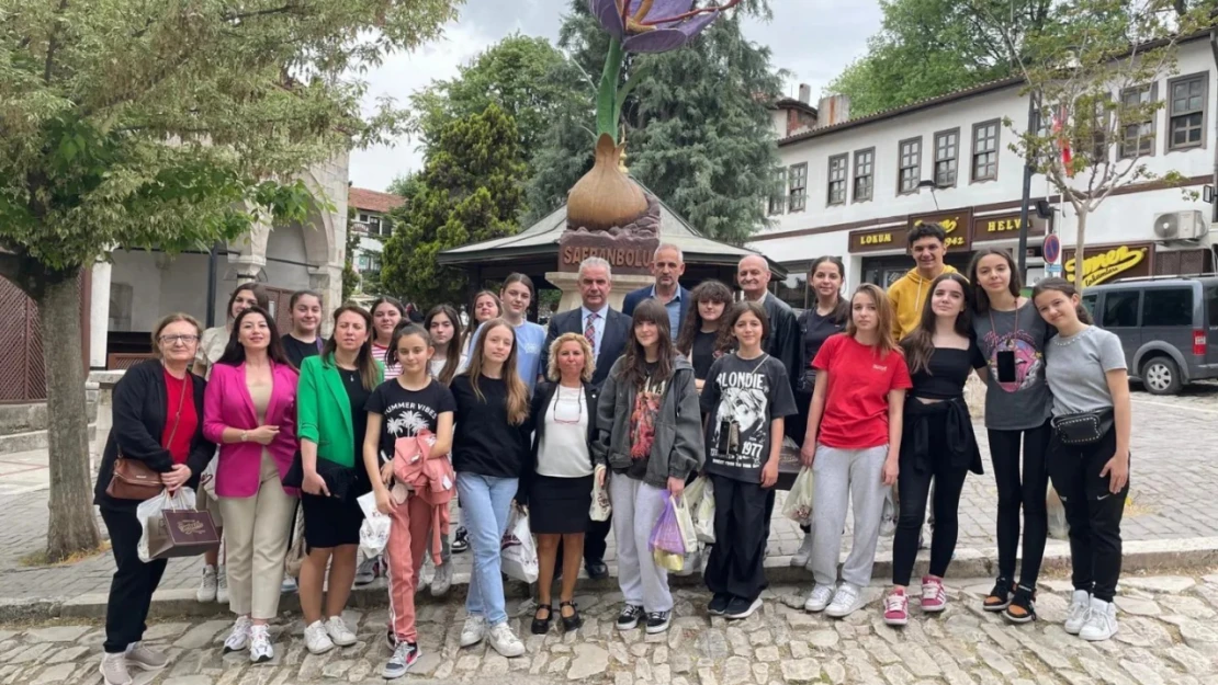Makedonyalı öğrenciler Safranbolu'yu gezdi