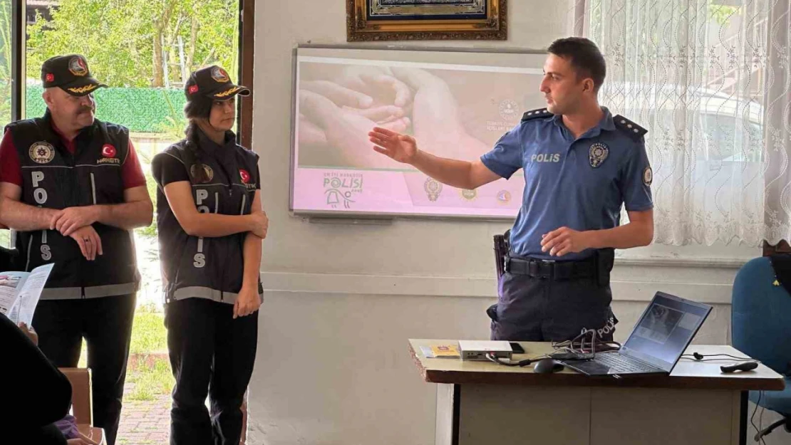 Narko Polislerinden annelere eğitim