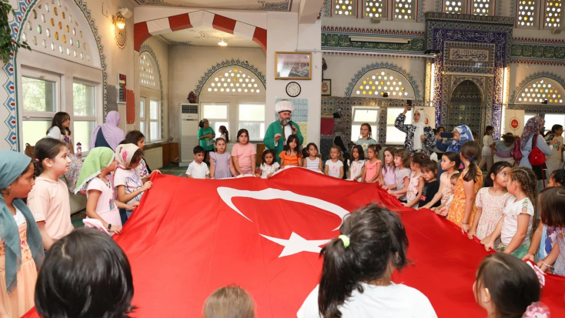 Nasreddin Hoca çocuklarla buluştu