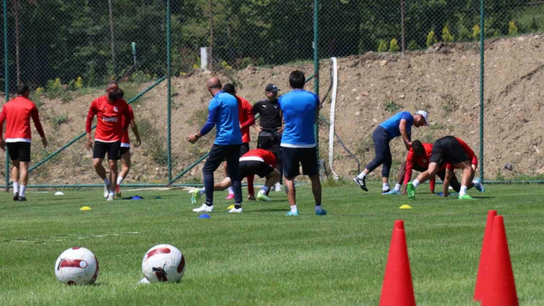 Pendikspor, Bolu'da hazırlıklarını sürdürüyor