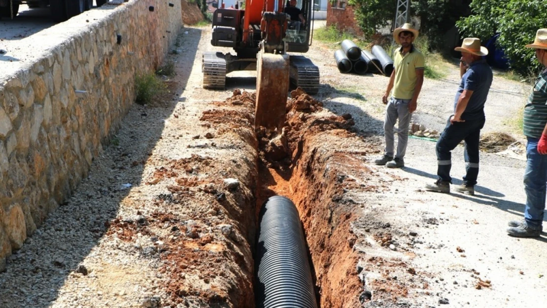 Safranbolu'da yağmur suyu hattı çalışması başladı