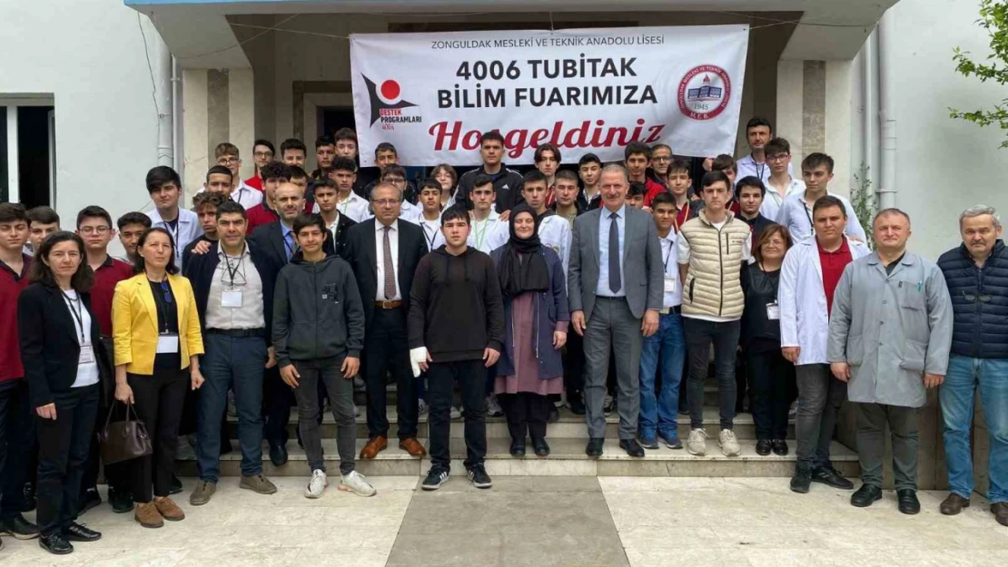 Zonguldak Mesleki ve Teknik Anadolu Lisesi'nde TÜBİTAK 4006 Bilim Fuarı