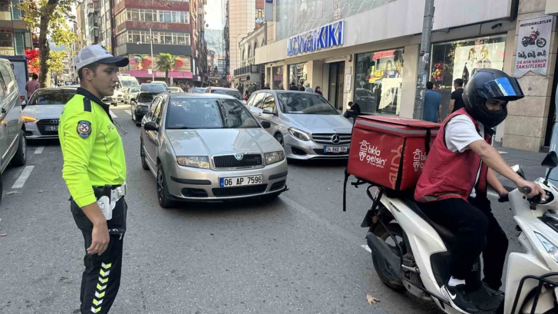 Zonguldak'ta trafik ekipleri çakar denetimi yaptı